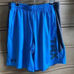 Under armour trx large loose fit shorts